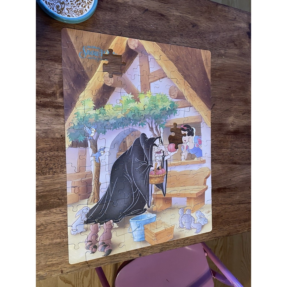 Vintage Golden Puzzle Snow White 100 Piece‎ MISSING TWO PIECES